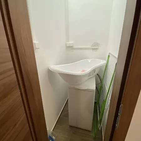 Fuzfofuerdoi Szallashely * Balatonfůzfő