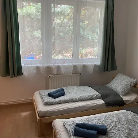Fuzfofuerdoi Szallashely Apartmán