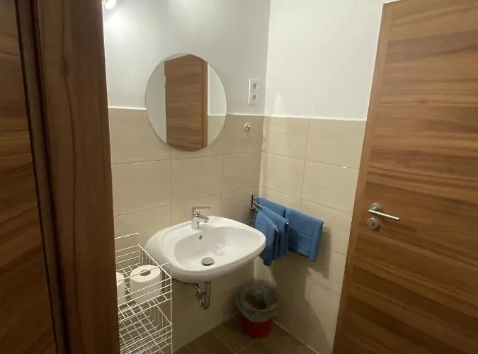 Fuzfofuerdoi Szallashely Daire *